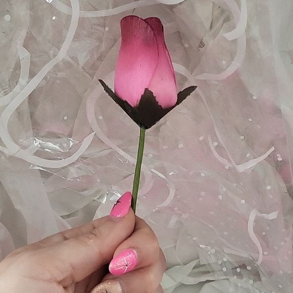 HANDMADE Wooden Roses - Picture 4 of 8